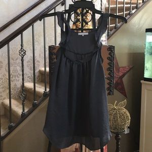 Feminine and Flowy blouse 🎀